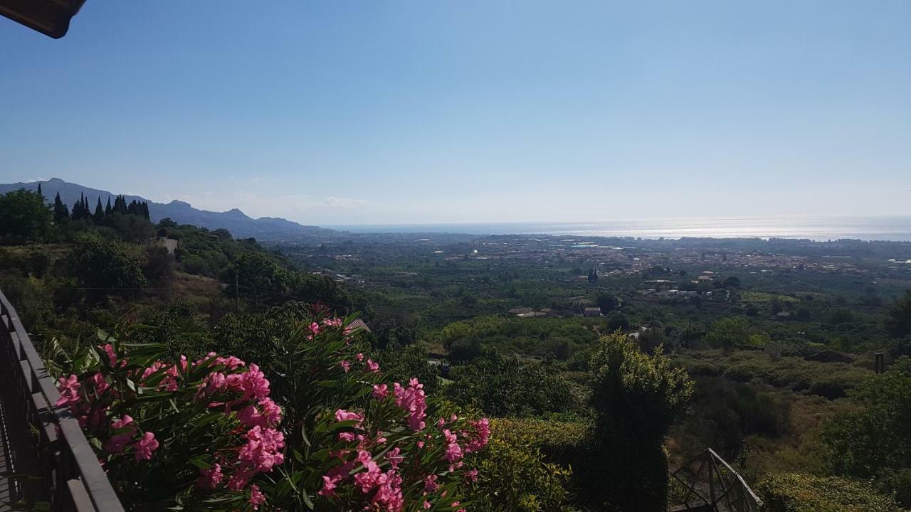 Open Land Holiday House Βίλα Fiumefreddo di Sicilia Εξωτερικό φωτογραφία