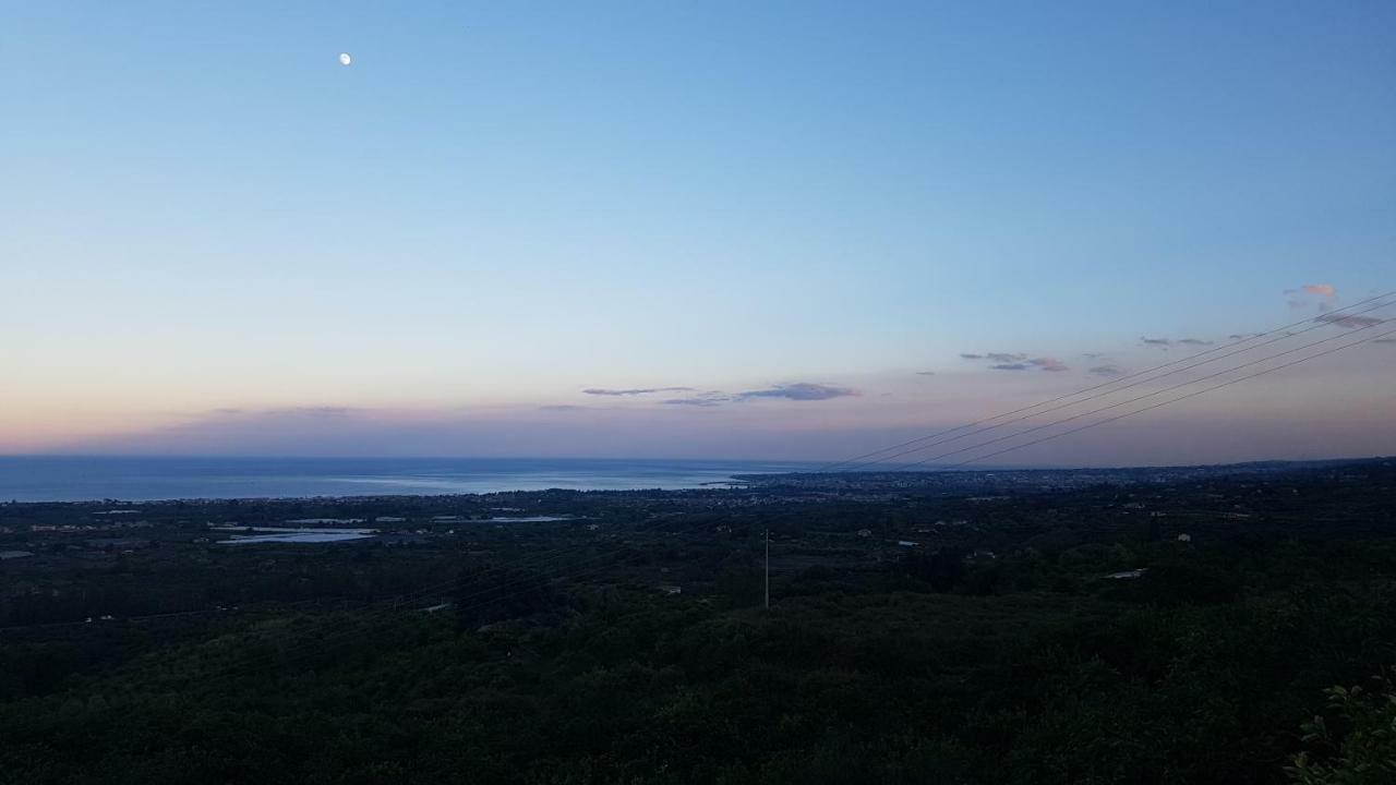 Open Land Holiday House Βίλα Fiumefreddo di Sicilia Εξωτερικό φωτογραφία
